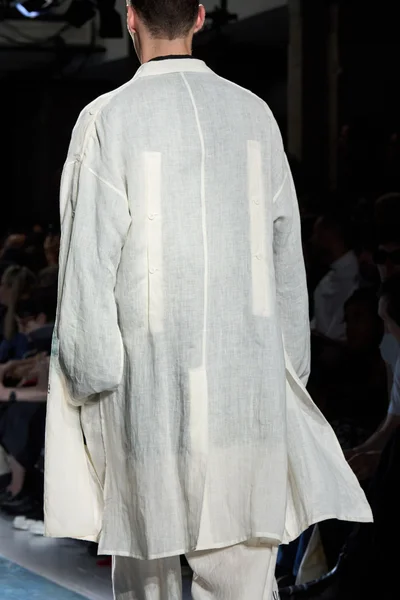Look 82